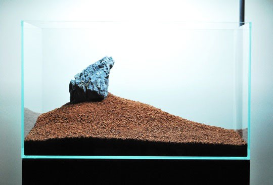 Sắp xếp bố cục đá xanh và đá tai mèo