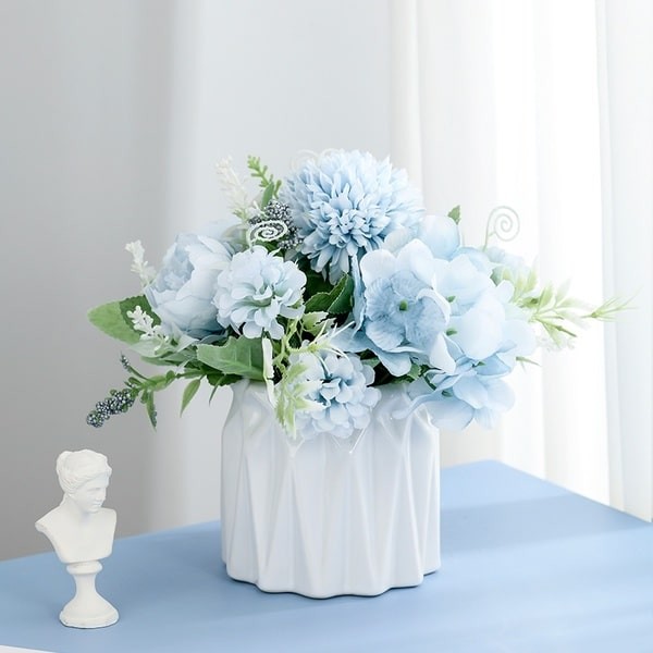 Cây để bàn làm việc